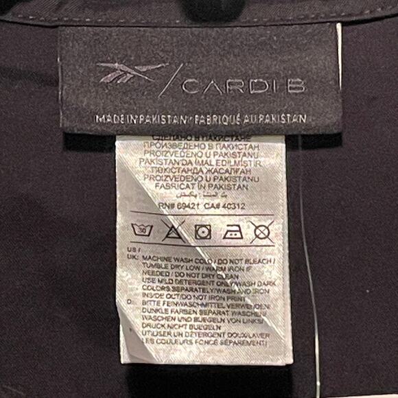 REEBOK x Cardi B Plus Size Ruched-Sleeve Active Shirt, Black 1X - Picture 5 of 7